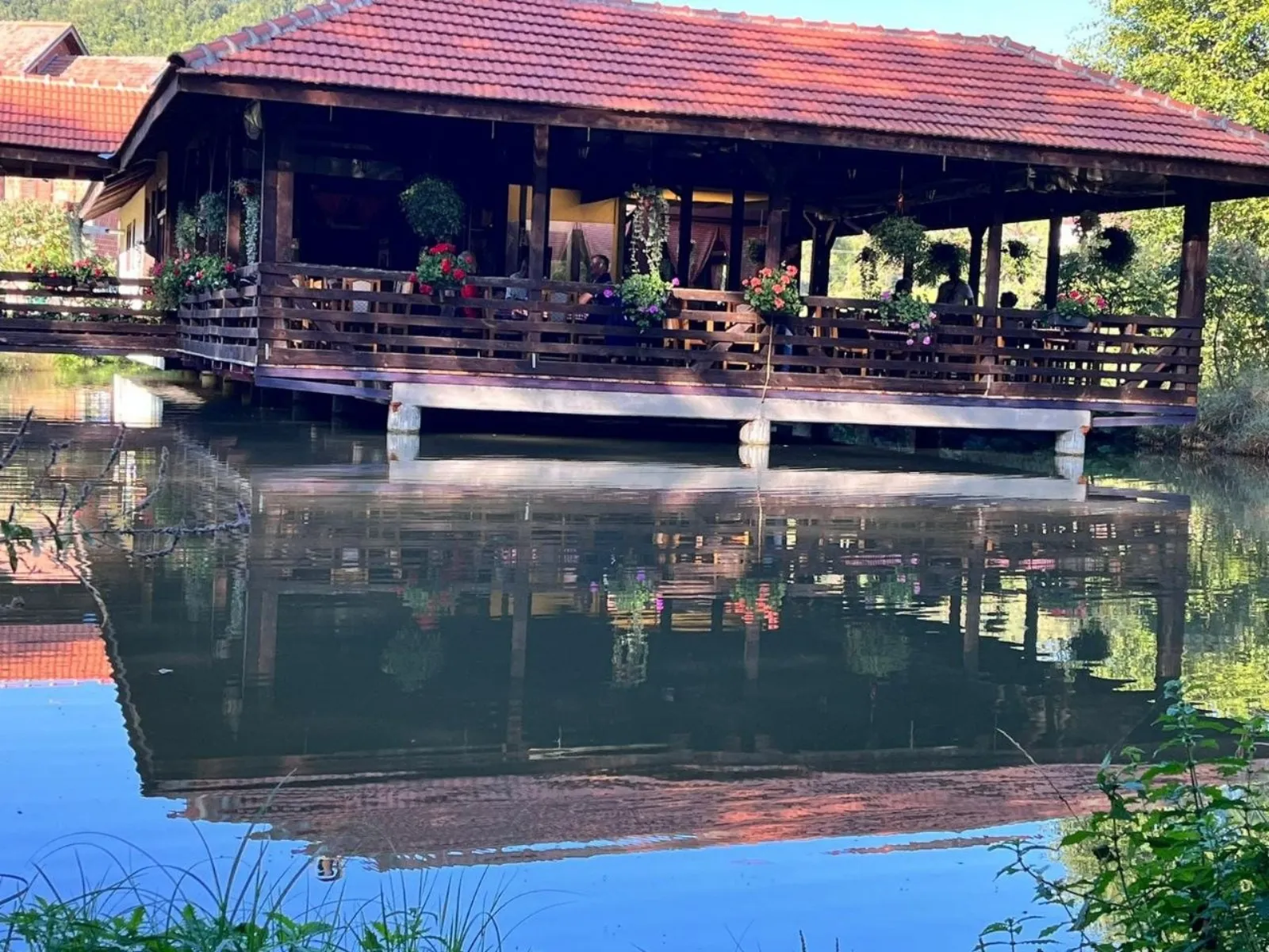Restoran nad vodom